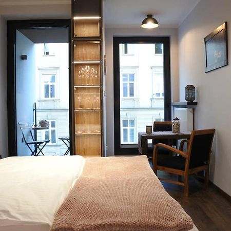 Boutique 109 - Old City, Luxury Apt. With A Garage Krakow Luaran gambar